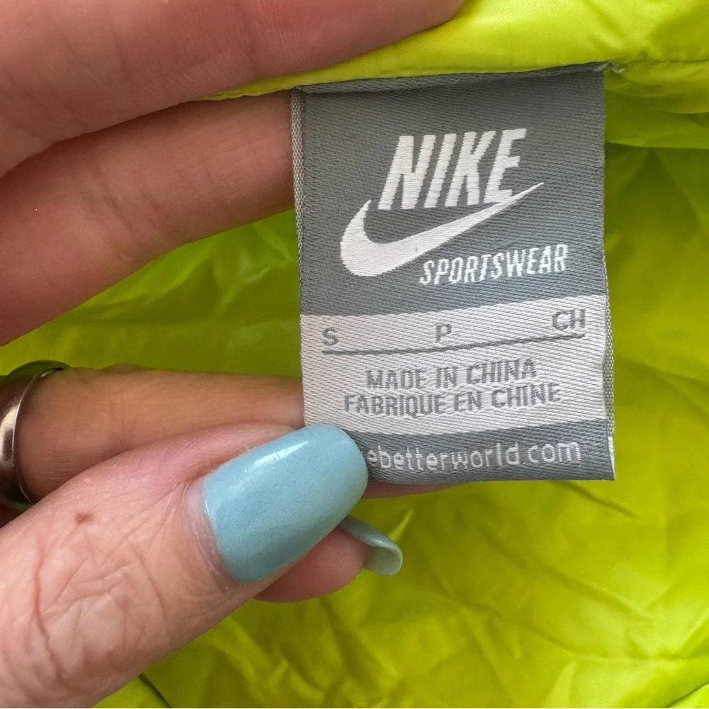 Nike Neon Green Yellow Packable Hooded Windbreaker Crop Jacket Semi Sheer S - Picture 4 of 8